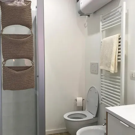 Porta Venezia Small House アパート